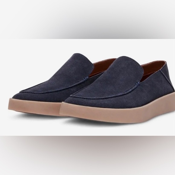 Steve Madden Maizen Navy Suede Stylish Navy Slip-On Shoes with Tan Sole-size 8.5 - Picture 1 of 6